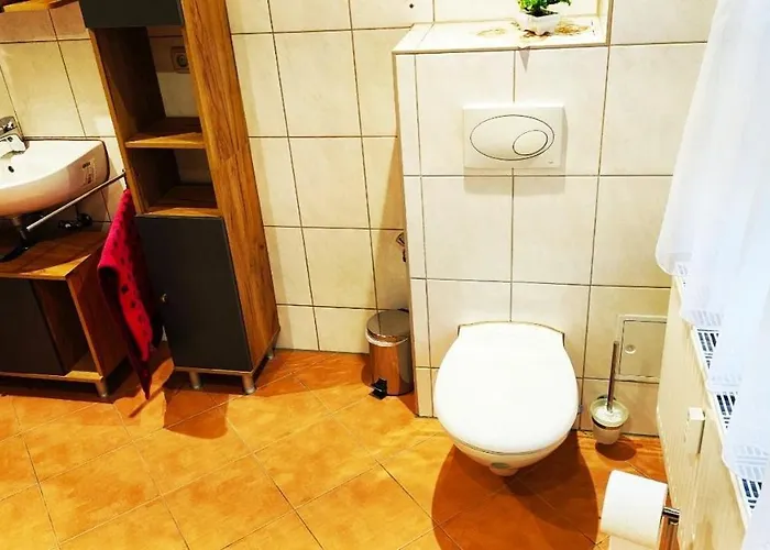 Niederdorf * Niederdorf (Erzgebirgskreis)